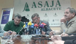 Lee más sobre el artículo Los agricultores se sienten engañados en lo referente al agua